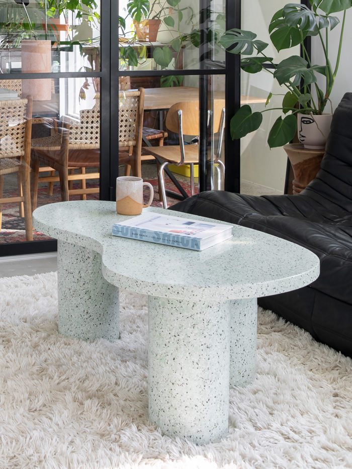 Terrazzo bord, sofabord, sidebord, kidney shape, mint terrazzo, marmor